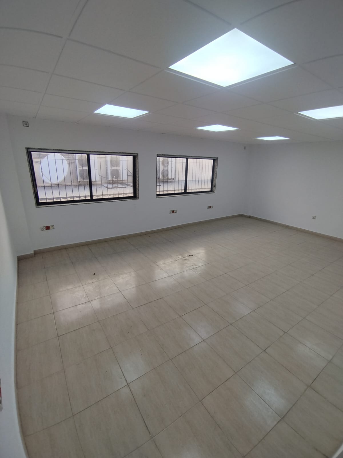 49789_WhatsApp Image 2025-10-08 at 10.47.52 (1).jpeg